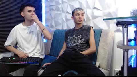 Isaac tan online show from 09.22.25