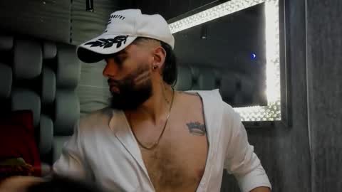 Isaac FVercettis online show from 12.01.25