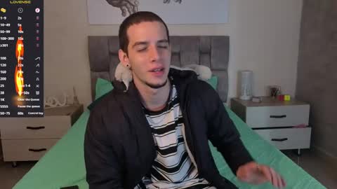 isaacblaze  online show from 06.02.26