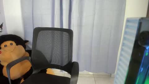 isaac online show from 11.03.25