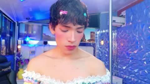 isaacnova online show from 04.25.26