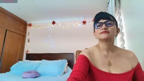 Snapshot of isabeel_sofia01 chatting on 05.31.26 Isabeel Sofia online show from 05.31.26