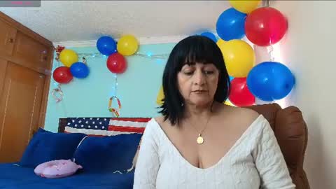 Snapshot of isabeel_sofia01 chatting on 06.20.26 Isabeel Sofia online show from 06.20.26