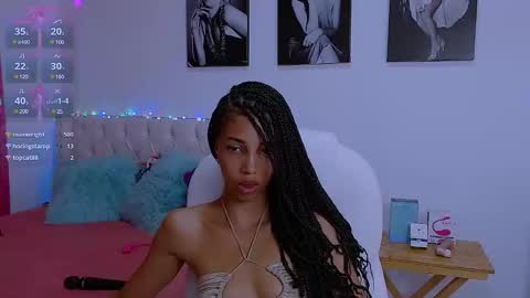 Snapshot of isabel_bailey chatting on 01.31.25 isabel online show from 01.31.25