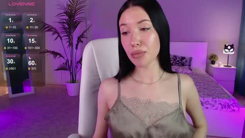 Bella online show from 02.08.25