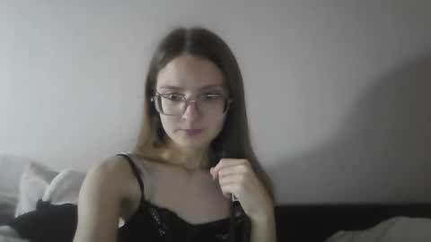 isabel_loveee online show from 02.03.26