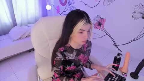 isabela_fiorelli online show from 10.14.25