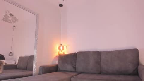 Snapshot of isabela_franco_ chatting on 11.03.25 Isabela online show from 11.03.25