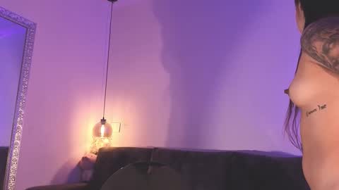 Snapshot of isabela_franco_ chatting on 02.05.26 Isabela online show from 02.05.26