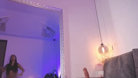 Snapshot of isabela_franco_ chatting on 03.23.26 Isabela online show from 03.23.26