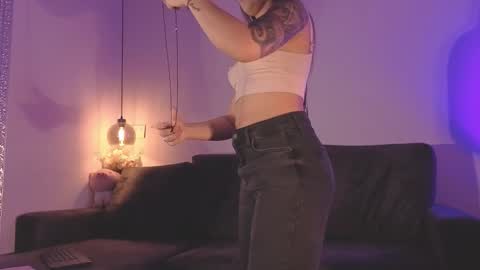 Snapshot of isabela_franco_ chatting on 03.26.26 Isabela online show from 03.26.26