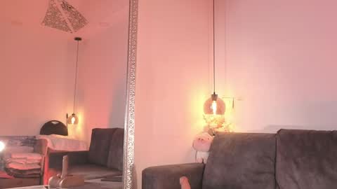 Snapshot of isabela_franco_ chatting on 04.07.26 Isabela online show from 04.07.26