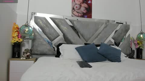 Mommy Isa online show from 02.28.26