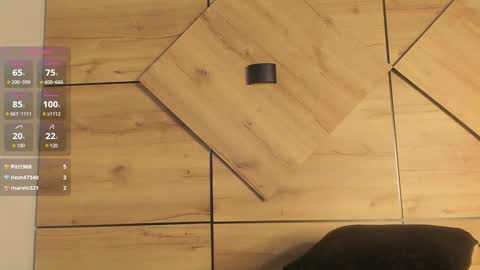 Snapshot of isabelagomez1 chatting on 09.23.25  Isabela  online show from 09.23.25