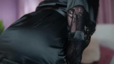  Isabel  online show from 11.28.25