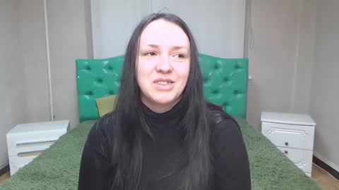 IsabelBlackberry online show from 12.15.24