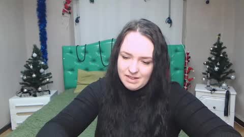 IsabelBlackberry online show from 01.10.25