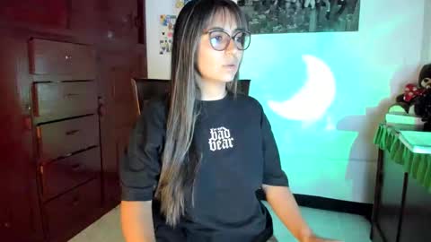 Isabella22 1 online show from 02.10.25