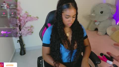 Snapshot of isabella_evon chatting on 07.12.26 Isabella-Rodriguez online show from 07.12.26