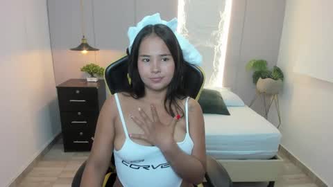 Isabel florez online show from 01.03.25