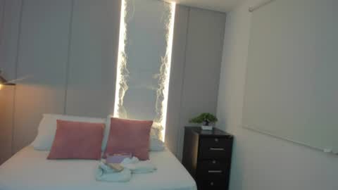 Snapshot of isabella_florez22 chatting on 07.19.26 Isabel florez online show from 07.19.26