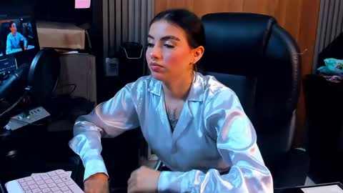 ISABELLA online show from 06.03.26