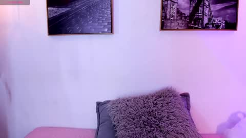  Isabel Lopez online show from 01.28.25