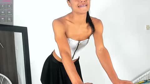 Isabella online show from 03.08.25