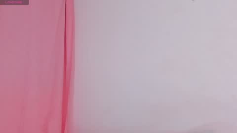 Snapshot of isabella_sex18 chatting on 12.13.24 isabella online show from 12.13.24