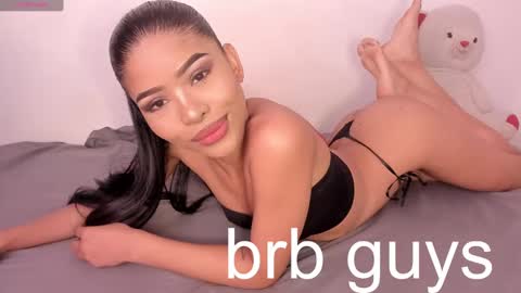 Snapshot of isabella_sex18 chatting on 01.04.25 isabella online show from 01.04.25