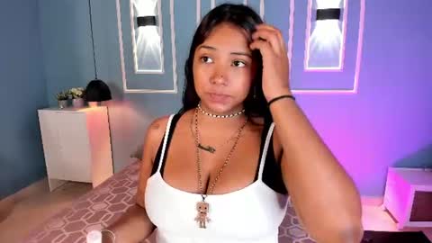 Snapshot of isabella_zc chatting on 06.23.26 isabella zc online show from 06.23.26