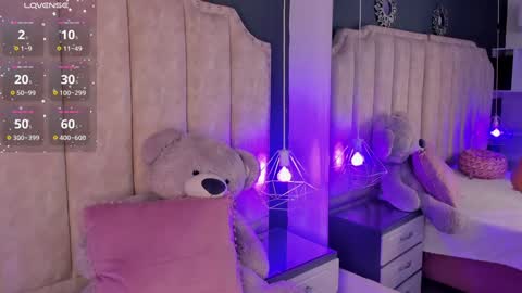    v online show from 01.18.25