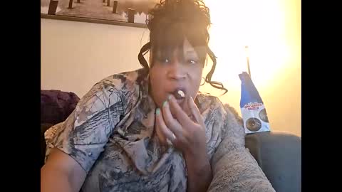 Isabella online show from 10.21.25