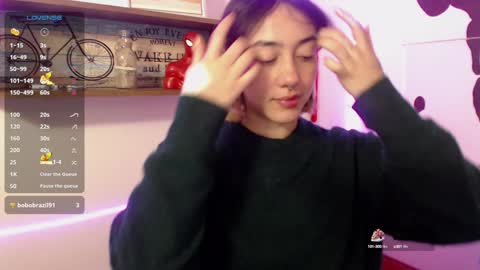 Snapshot of isabellakoff chatting on 01.07.25 Tati - online show from 01.07.25