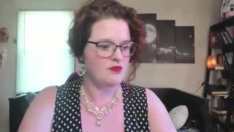 Snapshot of isabellamariedarcy chatting on 04.20.26 isabellamariedarcy online show from 04.20.26