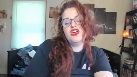 Snapshot of isabellamariedarcy chatting on 04.22.26 isabellamariedarcy online show from 04.22.26