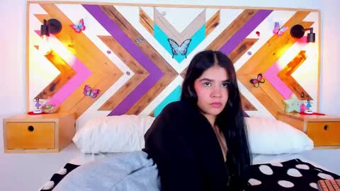 Snapshot of isabellamarinny chatting on 03.11.25 Isabella online show from 03.11.25