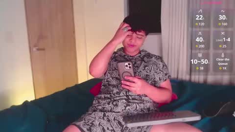 Isabella Mout  online show from 04.15.26