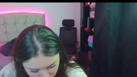 Isa Overkill online show from 02.07.26