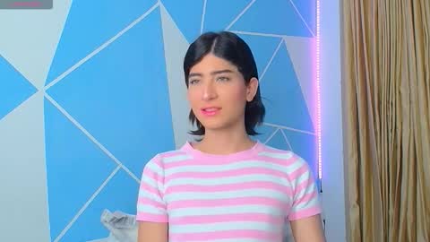 Snapshot of isabellaqueens chatting on 02.13.26 ISABELLA QUEENS online show from 02.13.26