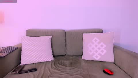  Martina  IG martissmith01 online show from 02.14.25