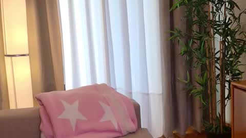 isabellauribe online show from 11.27.25