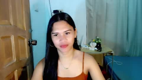 Snapshot of isabelle_amore chatting on 07.15.26 Ysa online show from 07.15.26