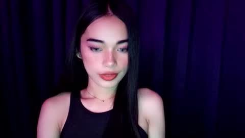 Isabelle online show from 11.26.25