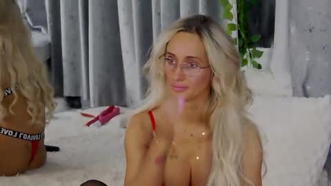 IsabelleEthan online show from 11.14.25