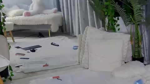 IsabelleEthan online show from 03.28.26