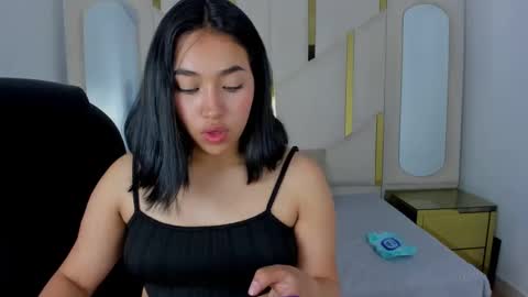 isabellrodriguez18 online show from 10.04.25