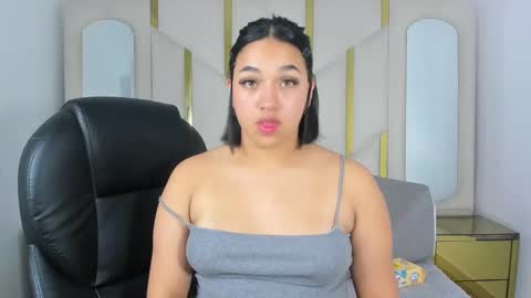 isabellrodriguez18 online show from 11.07.25