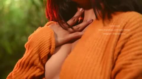 Snapshot of isabeyferrec chatting on 02.25.25 ISABEY online show from 02.25.25