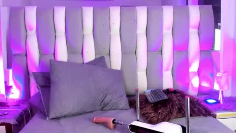 Isa online show from 10.25.25